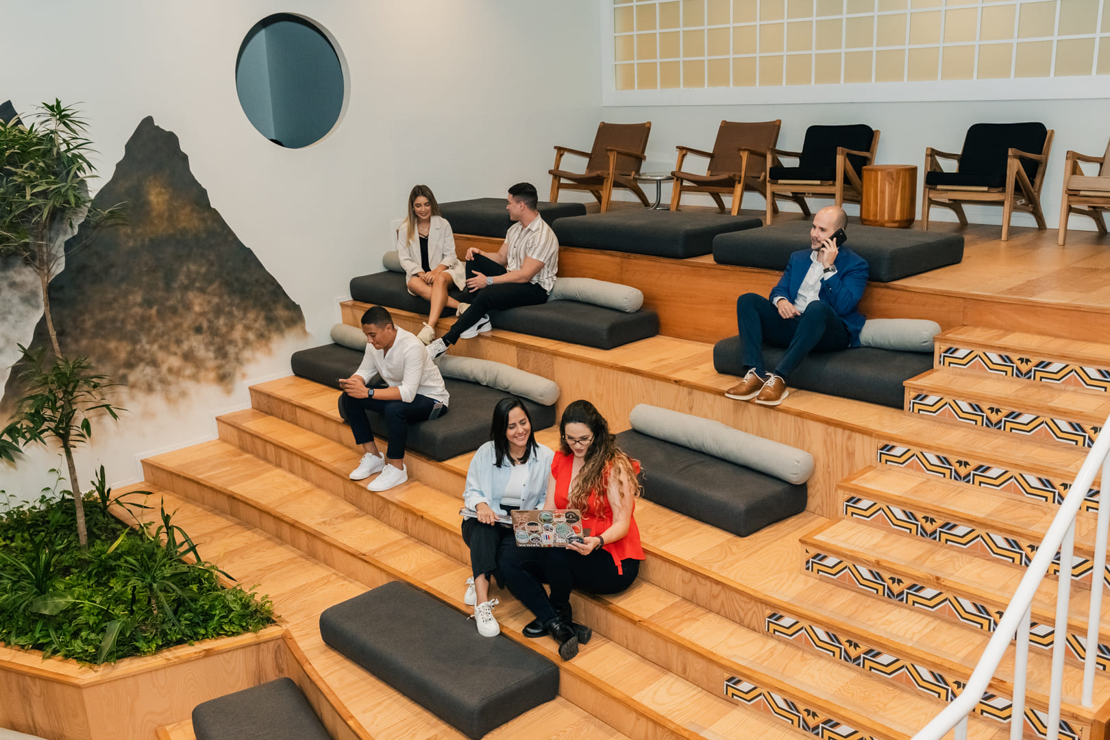 Comunicación en Costa Rica: Claves de su Cultura Laboral